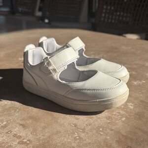 Dream Pairs Kids Cream Velcro Sneakers